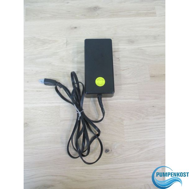 HP Power Adapter 0957-2177 Netzteil in AC 100-240 V out 32 V 16 V DC T16/28 