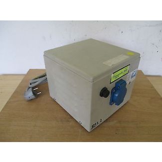 Transformator  STG 0,5  Trafo  pri.230 +/- 5%  sek.230 V  2,17A  500 VA  T9/1002