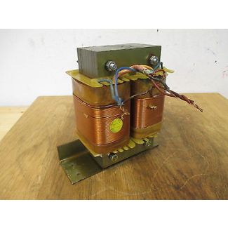 Transformator  pri. 220 V  sec. 110 V  Zweikammertrafo  Transformer T9/1070